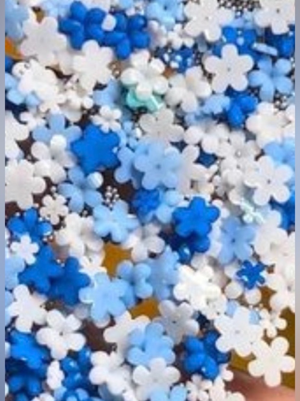 Blue & White Flower Sprinkles Mix for nails